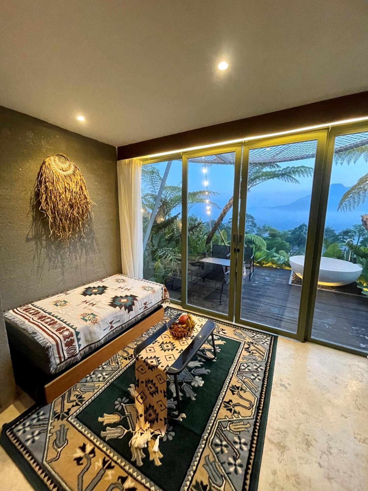Black Wood Cabin Kintamani Extérieur photo