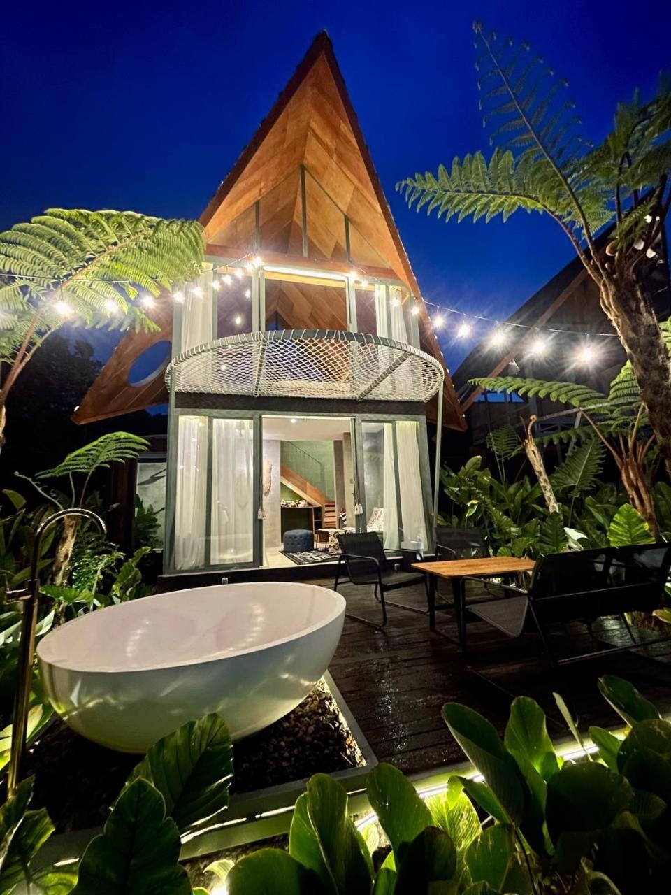 Black Wood Cabin Kintamani Extérieur photo